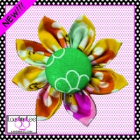Happy Daisies Mint Collar Flower Happy Daisies Mint Collar Flower