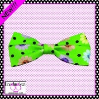 Smiling Daisies Green Bow Tie Smiling Daisies Green Bow Tie
